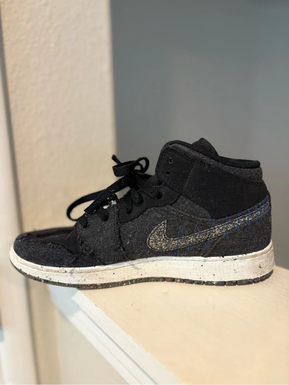 Nike Air Jordan 1 Mid SE GS Crater Black Racer Blue White DM4334 001 Sz 6.5Y